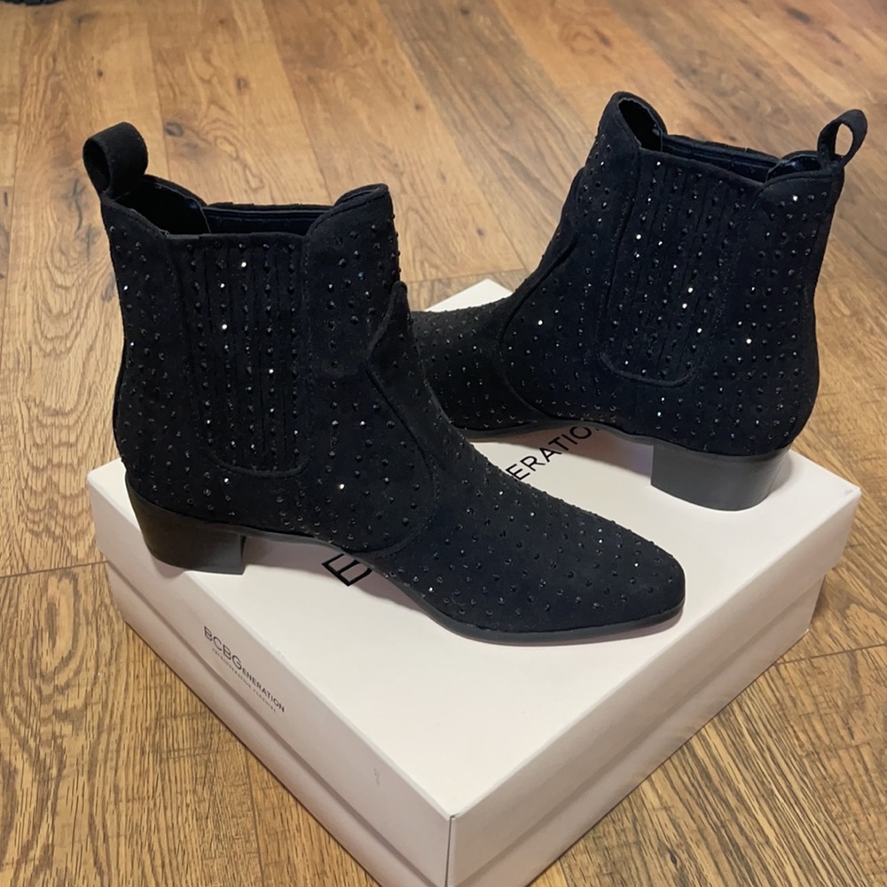 Beand new BCBG size 6.5